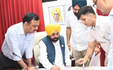 ਪੰਜਾਬ ਨੇ ਨਸ਼ਿਆਂ ਵਿਰੁੱਧ ਜੰਗ ਦਾ ਐਲਾਨ ਕੀਤਾ: ਮੁੱਖ ਮੰਤਰੀ ਮਾਨ ਨੇ ਉੱਚ ਪੱਧਰੀ ਮੀਟਿੰਗ ਦੌਰਾਨ ਨਵੀਂ ਨੀਤੀ ਪੇਸ਼ ਕੀਤੀ