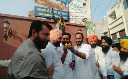 ਬਰਨਾਲਾ ਨੂੰ ਮਿਲਿਆ ਨਗਰ ਨਿਗਮ ਦਾ ਦਰਜਾ, MP ਮੀਤ ਹੇਅਰ ਨੇ ਵੰਡੇ ਲੱਡੂ, CM ਮਾਨ ਦਾ ਕੀਤਾ ਧੰਨਵਾਦ