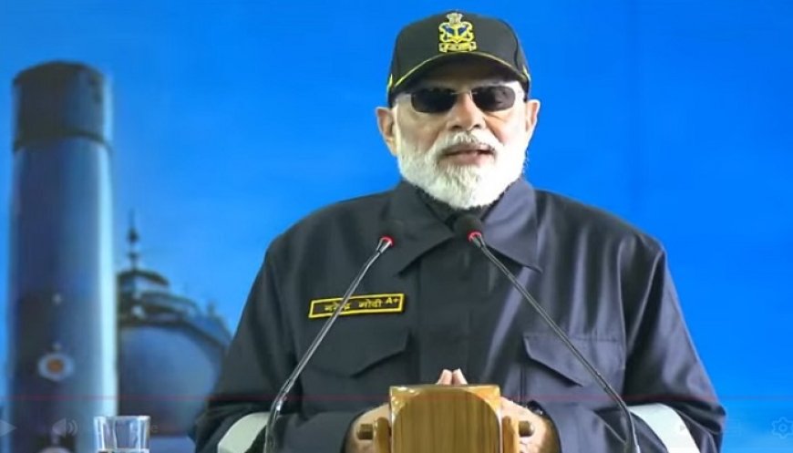‘ਇਹ ਪਲ ਯਾਦਗਾਰ ਹਨ…’ INS ਵਿਕਰਾਂਤ ‘ਤੇ PM Modi ਨੇ ਫੌਜੀ ਜਵਾਨਾਂ ਨਾਲ ਮਨਾਈ ਦੀਵਾਲੀ