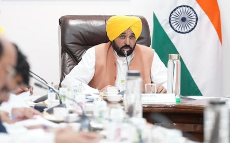 CM ਮਾਨ ਨੇ ਅਚਾਨਕ ਸੱਦੀ ਪੰਜਾਬ ਕੈਬਨਿਟ ਦ ਮੀਟਿੰਗ, ਕਈ ਅਹਿਮ ਫੈਸਲਿਆਂ ‘ਤੇ ਲੱਗ ਸਕਦੀ ਏ ਮੋਹਰ