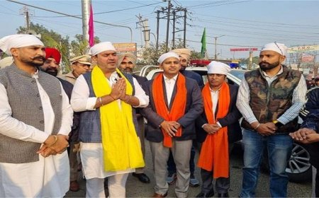 ਜਲੰਧਰ ‘ਚ ਨਗਰ ਕੀਰਤਨ, DC ਨੇ ਕੀਤਾ ਸਵਾਗਤ, ਸੰਗਤਾਂ ਨੇ ਰਾਹ ‘ਚ ਵਿਛਾਏ ਫੁੱਲ, 11 ਰੂਟ ਡਾਇਵਰਟ