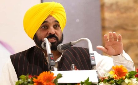 ‘ਫ੍ਰੀ ਬੱਸ ਸੇਵਾ ਤੇ ਪਵਿੱਤਰ ਨਗਰੀ ‘ਚ ਵਿਸ਼ਵ ਪੱਧਰੀ ਯੂਨੀਵਰਸਿਟੀ’, CM ਮਾਨ ਨੇ ਕੀਤੇ ਵੱਡੇ ਐਲਾਨ