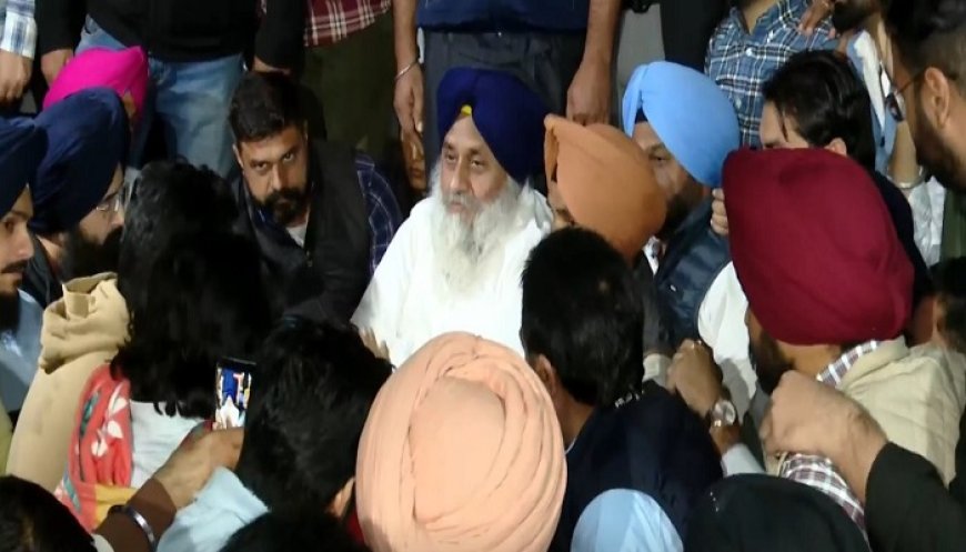 ਪੰਜਾਬ ਯੂਨੀਵਰਸਿਟੀ ਪਹੁੰਚੇ ਸ. ਸੁਖਬੀਰ ਸਿੰਘ ਬਾਦਲ, ਵਿਦਿਆਰਥੀਆਂ ਨਾਲ ਕੀਤੀ ਗੱਲਬਾਤ