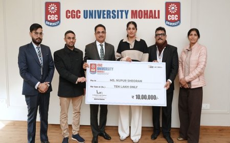 CGC ਯੂਨੀਵਰਸਿਟੀ, ਮੋਹਾਲੀ ਵੱਲੋਂ ਵਰਲਡ ਕੱਪ ਸੋਨ ਤਮਗਾ ਜੇਤੂ ਨੂਪੁਰ ਦਾ ਸਨਮਾਨ, ਦਿੱਤਾ 10 ਲੱਖ ਰੁ. ਨਕਦ ਇਨਾਮ