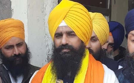 ‘ਸ਼ਹੀਦੀ ਦਿਹਾੜਿਆਂ ‘ਤੇ ਪੰਜਾਬ ‘ਚ ਸ਼ਰਾਬ ਦੇ ਠੇਕੇ ਬੰਦ ਹੋਣ’- ਜਥੇਦਾਰ ਗੜਗੱਜ ਨੇ ਕੀਤੀ ਮੰਗ