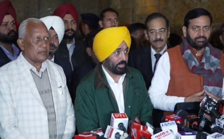“ਅੱਜ ਦੀ ਮੀਟਿੰਗ ਬਹੁਤ ਚੰਗੇ ਮਾਹੌਲ ‘ਚ ਹੋਈ…”, SYL ਦੇ ਮੁੱਦੇ ‘ਤੇ ਬੈਠਕ ਮਗਰੋਂ ਬੋਲੇ CM ਮਾਨ ਤੇ CM ਸੈਣੀ