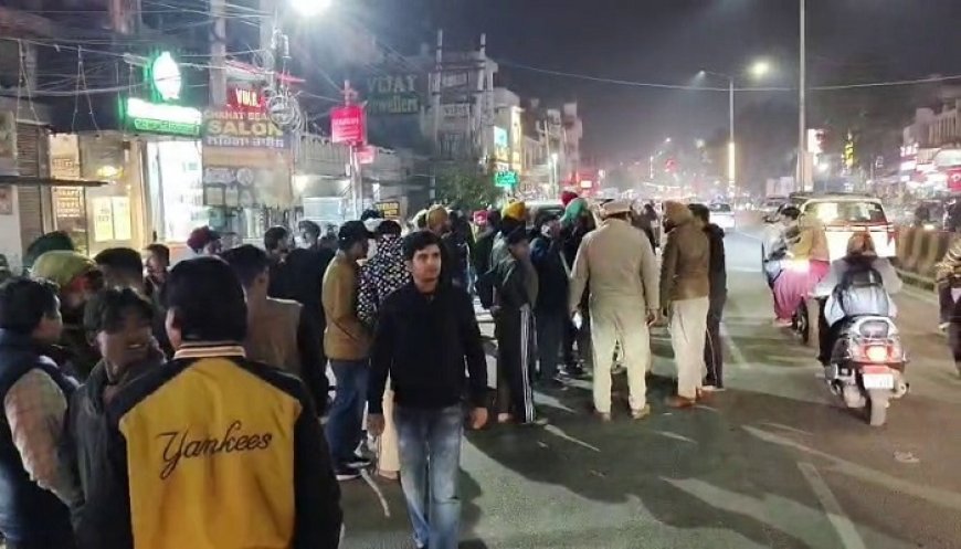 ਫਾਰਚੂਨਰ ਗੱਡੀ ‘ਚ ਜਾ ਰਹੇ ਪ੍ਰਾਪਰਟੀ ਡੀਲਰ ‘ਤੇ ਸ਼ਰੇਆਮ ਫ਼ਾਇਰਿੰਗ, ਸੂਝ-ਬੂਝ ਕਰਕੇ ਬਚੀ ਜਾਨ