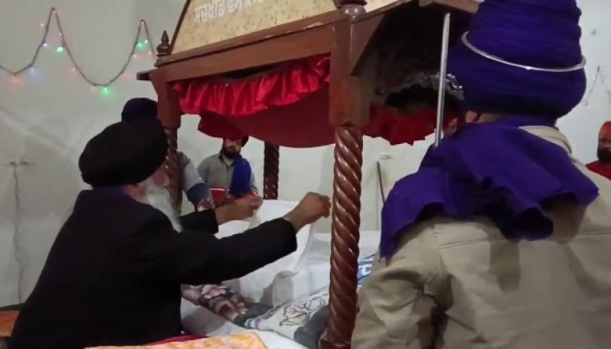 ਪਠਾਨਕੋਟ ‘ਚ ਸ੍ਰੀ ਗੁਰੂ ਗ੍ਰੰਥ ਸਾਹਿਬ ਜੀ ਦੇ ਅੰਗਾਂ ਦੀ ਬੇਅਦਬੀ, ਸਤਿਕਾਰ ਕਮੇਟੀ ਨੇ ਸੰਭਾਲਿਆ ਮੋਰਚਾ