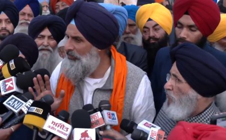 ਜੇਲ੍ਹ ’ਚੋਂ ਬਾਹਰ ਆਉਣ ਮਗਰੋਂ ਗੁਰੂਘਰ ਨਤਮਸਤਕ ਹੋਏ ਮਜੀਠੀਆ, ਗੁਰੂ ਪਾਤਸ਼ਾਹ ਦਾ ਕੀਤਾ ਸ਼ੁਕਰਾਨਾ
