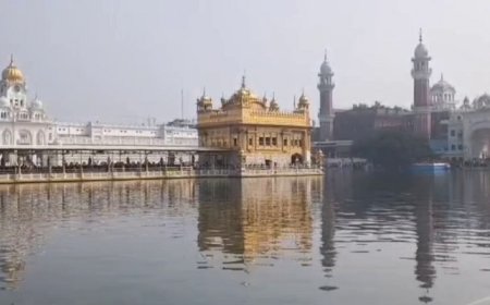 ਸ੍ਰੀ ਦਰਬਾਰ ਸਾਹਿਬ ‘ਚ ਮੁੰਬਈ ਦੀ ਸੰਗਤ ਵੱਲੋਂ ਸੇਵਾ, ਸ਼ਰਧਾਲੂਆਂ ਦੀ ਸਹੂਲਤ ਲਈ ਭੇਟ ਕੀਤੇ ਅਤਿ ਆਧੁਨਿਕ ਪੱਖੇ