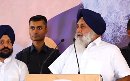 ‘ਅਸੀਂ ਕਾਨੂੰਨ ਬਣਾਵਾਂਗੇ ਹਰ ਇੰਡਸਟਰੀ ‘ਚ 75% ਨੌਕਰੀਆਂ ਪੰਜਾਬੀਆਂ ਲਈ ਹੋਣ…’ ਰੈਲੀ ‘ਚ ਸੁਖਬੀਰ ਬਾਦਲ ਦੇ ਗਰਜਵੇਂ ਬੋਲ