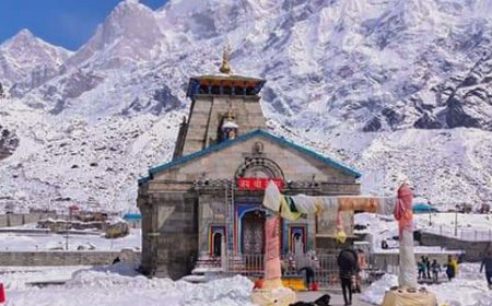 ਕੇਦਾਰਨਾਥ ਮੰਦਰ ਕੰਪਲੈਕਸ ਦੇ ਅਧਿਕਾਰੀਆਂ ਨੇ ਮੰਦਰ ਦੇ ਅੰਦਰ ਮੋਬਾਇਲ ਫੋਨ ਦਾ ਉਪਯੋਗ ਕਰਨ ’ਤੇ ਲਗਾਈ ਪੂਰੀ ਤਰ੍ਹਾਂ ਪਾਬੰਦੀ