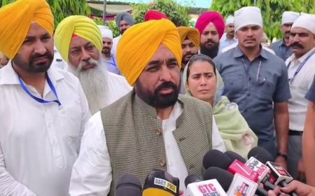 CM ਮਾਨ ਬੋਲੇ- ‘ਘਰਾਂ ‘ਚ ਗੁਟਕਾ ਸਾਹਿਬ ਜਾਂ ਪੋਥੀਆਂ ਰੱਖਣ ਵਾਲਿਆਂ ਨੂੰ ਡਰਨ ਦੀ ਲੋੜ ਨਹੀਂ’