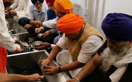 ਦਸਤਾਰ ਸਜਾ ਕੇ ਸ੍ਰੀ ਦਰਬਾਰ ਸਾਹਿਬ ਨਤਮਸਤਕ ਹੋਏ BJP ਦੇ ਕੌਮੀ ਪ੍ਰਧਾਨ ਨਿਤਿਨ ਨਬੀਨ, ਭਾਂਡੇ ਮਾਂਜ ਕੇ ਕੀਤੀ ਸੇਵਾ