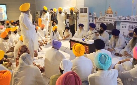 ‘ਬਿਨਾਂ ਪੜ੍ਹੇ ਬੇਅਦਬੀ ਕਾਨੂੰਨ ‘ਤੇ ਕੀਤੇ ਹਸਤਾਖਰ’ ਸ੍ਰੀ ਅਕਾਲ ਤਖਤ ਸਾਹਿਬ ਵਿਖੇ ਪੇਸ਼ੀ ਦੌਰਾਨ ‘ਆਪ’ ਵਿਧਾਇਕਾਂ ਨੇ ਕਬੂਲਿਆ