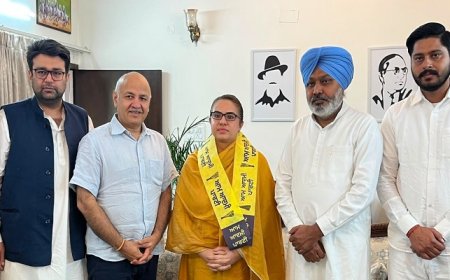 AAP ਨੂੰ ਮਿਲੀ ਵੱਡੀ ਮਜ਼ਬੂਤੀ, ਸਮਾਜ ਸੇਵੀ ਤੇ USA-ਰਿਟਰਨ ਡਾ. ਸੁਹਾਨੀ ਡੋਡਾ ਪਾਰਟੀ ‘ਚ ਹੋਏ ਸ਼ਾਮਲ