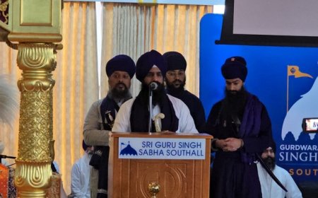 ਜਥੇਦਾਰ ਗੜਗੱਜ ਨੇ ਸਾਊਥਾਲ ਵਿਖੇ ਸਿੱਖ ਸੰਗਤ ਨੂੰ ਕੀਤਾ ਸੰਬੋਧਨ, ਇਕਜੁੱਟਤਾ ਅਤੇ ਮੀਰੀ-ਪੀਰੀ ਦੇ ਸਿਧਾਂਤ ’ਤੇ ਦਿੱਤਾ ਜ਼ੋਰ