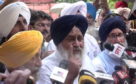 “ਮਾਮਲੇ ‘ਚ ਅਸਲੀ ਦੋਸ਼ੀ ਫੜਨੇ ਚਾਹੀਦੇ ਨੇ…,”SIT ਵੱਲੋਂ ਪੁੱਛਗਿੱਛ ਕੀਤੇ ਜਾਣ ਮਗਰੋਂ ਬੋਲੇ ਸੁਖਬੀਰ ਬਾਦਲ