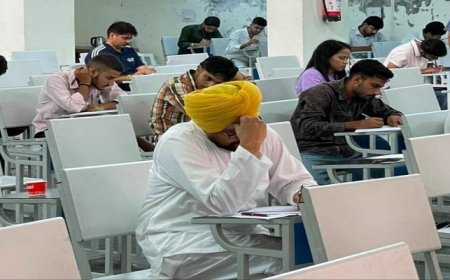 ‘Examination Hall ਅੰਦਰ ਕੈਮਰਾ ਕਿਵੇਂ ਪਹੁੰਚਿਆ?…’ ਸਾਬਕਾ CM ਚੰਨੀ ਦੀ ਪੇਪਰ ਵਾਲੀ ਫੋਟੋ ‘ਤੇ ਵਿਵਾਦ