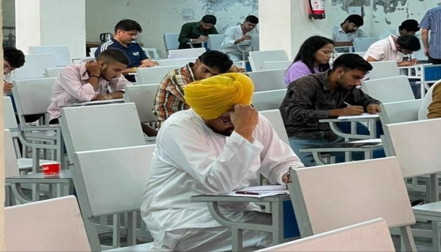 ‘Examination Hall ਅੰਦਰ ਕੈਮਰਾ ਕਿਵੇਂ ਪਹੁੰਚਿਆ?…’ ਸਾਬਕਾ CM ਚੰਨੀ ਦੀ ਪੇਪਰ ਵਾਲੀ ਫੋਟੋ ‘ਤੇ ਵਿਵਾਦ