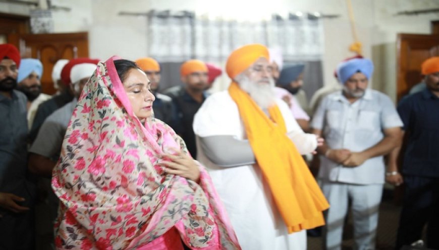 ਤਖ਼ਤ ਸ੍ਰੀ ਦਮਦਮਾ ਸਾਹਿਬ ਵਿਖੇ ਨਤਮਸਤਕ ਹੋਏ ਸੁਖਬੀਰ ਬਾਦਲ, ਬੋਲੇ- ‘ਗੁਰੂ ਮਹਾਰਾਜ ਨੇ ਹਮਲੇ ਤੋਂ ਬਚਾਇਆ’