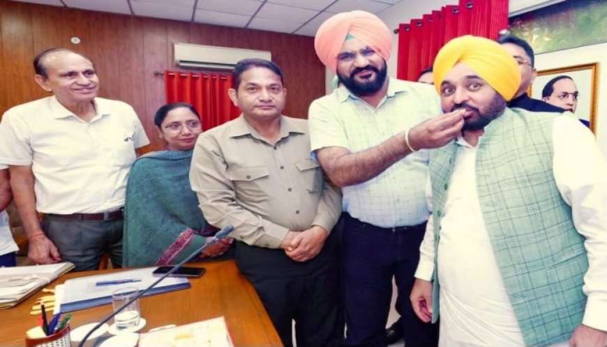 ਪੰਜਾਬ ਦੇ ਮੁਲਾਜ਼ਮਾਂ ਨੂੰ ਹੁਣ ਮਿਲੇਗਾ 50% DA, CM ਮਾਨ ਨਾਲ ਮੀਟਿੰਗ ‘ਚ 8% ਦੇ ਵਾਧੇ ‘ਤੇ ਬਣੀ ਸਹਿਮਤੀ