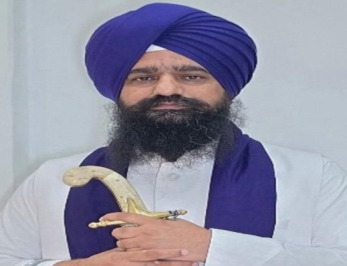 ਜਥੇਦਾਰ ਗੜਗੱਜ ਨੇ ਮਾਨਸਾ ਵਿਖੇ ਸਿੱਖਾਂ ਦੇ ਕਕਾਰਾਂ ਤੇ ਦਸਤਾਰਾਂ ਦੇ ਕੀਤੇ ਗਏ ਤਿਰਸਕਾਰ ਦੀ ਕੀਤੀ ਨਿੰਦਾ, ਕਾਰਵਾਈ ਦੀ ਕੀਤੀ ਮੰਗ